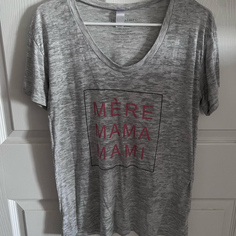 ILY Couture Scoop Neck Heather Gray Mère Mama Mami Tee with Pink Writing